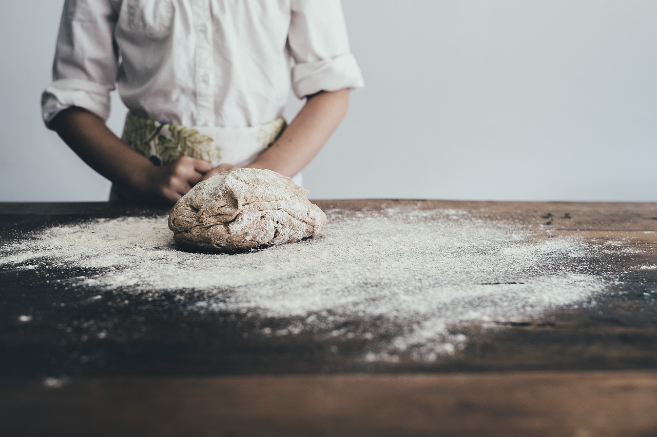 How to Start a Bakery Business from Home