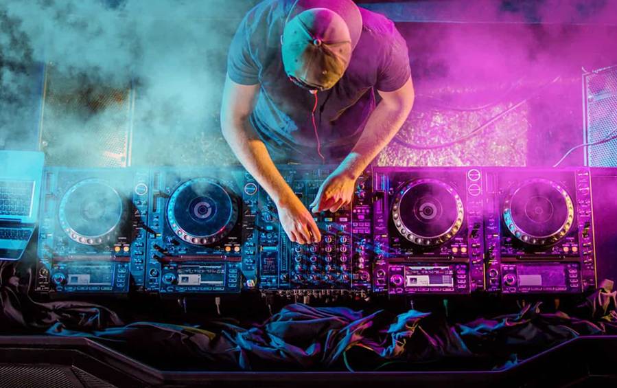 How Much Does A DJ Cost For 2 Hours